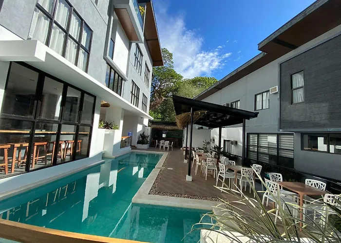 Acacia Garden And Suites