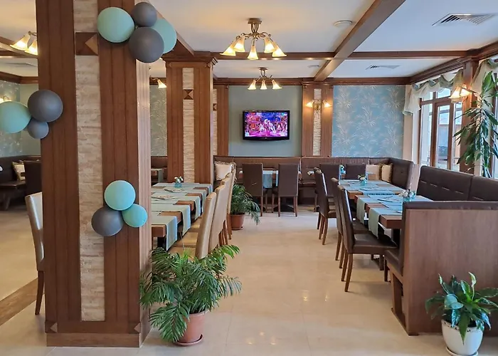 Hotel with view: Relax Holiday Complex & Spa