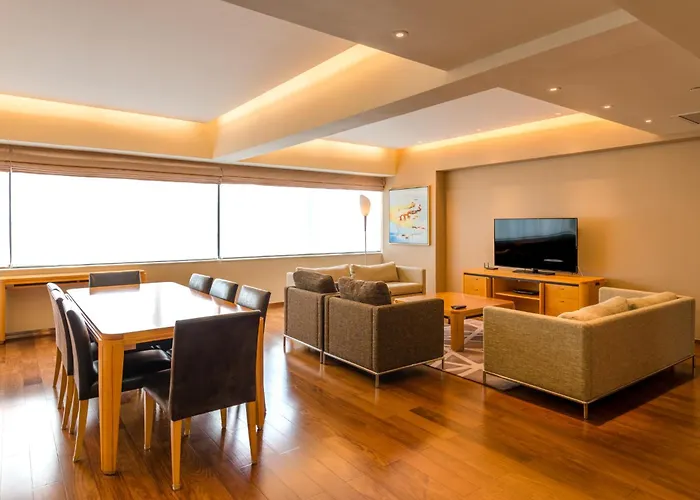 Shanghai Centre Serviced Apartment