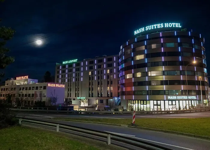 Hôtel de luxe: Nash Suites Airport Hotel