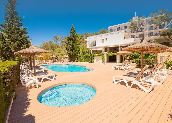 Hotel Playa Mondrago