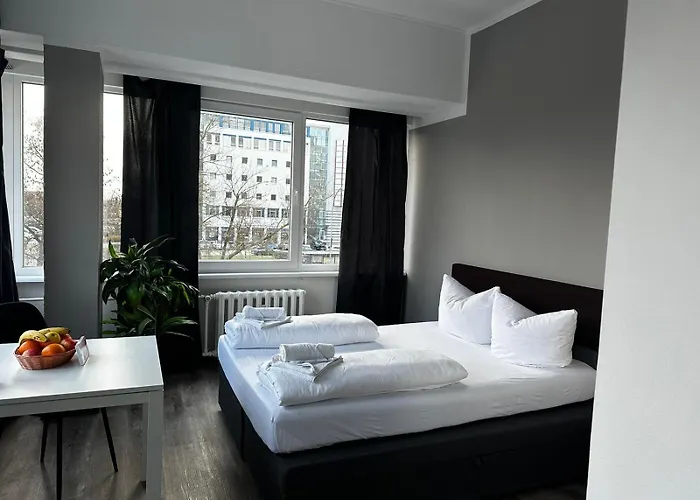  Ootel.Com