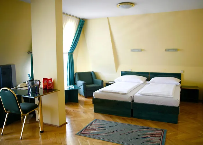  Bara Budapest