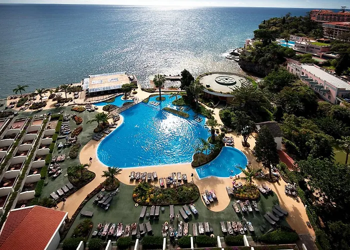 Hotel que admite mascotas: Pestana Carlton Madeira Ocean Resort Hotel