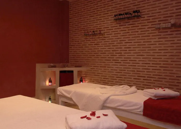 Resort: Riad Karmela