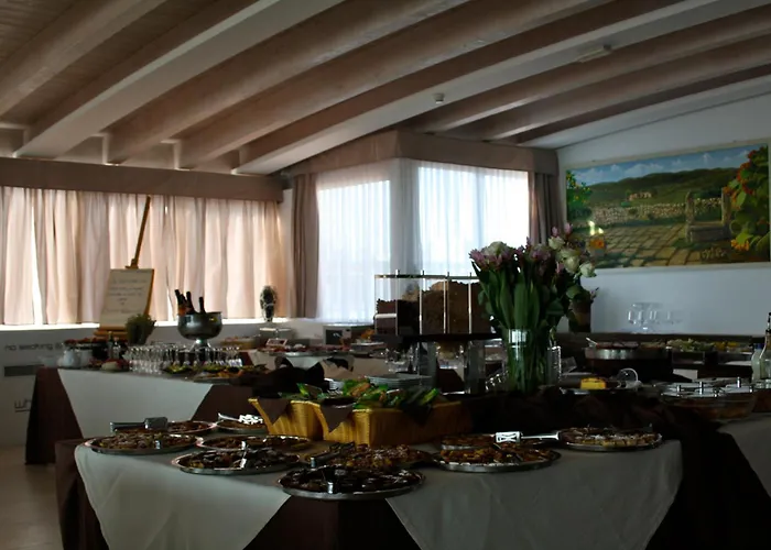 Hotel romantico: White Hotel