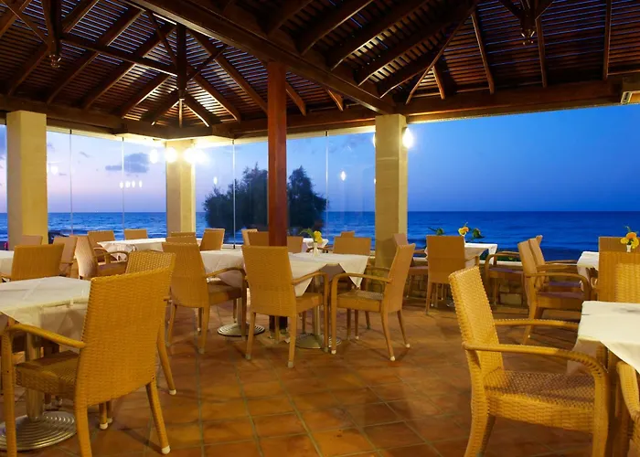 Silver Beach Hotel & Apartments