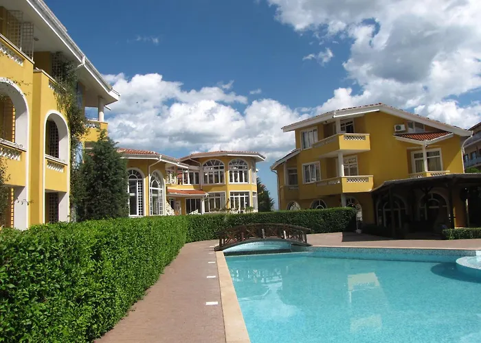 Blue Orange Beach Resort
