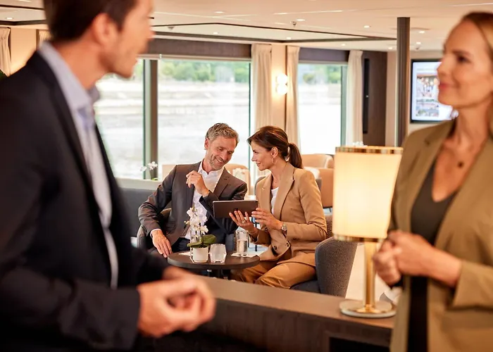 VIVA RIVERSIDE Altstadt Düsseldorf