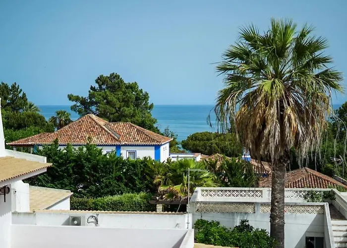 Vakantieverhuur: Rainbow House By Stay Ici Algarve Holiday Rental
