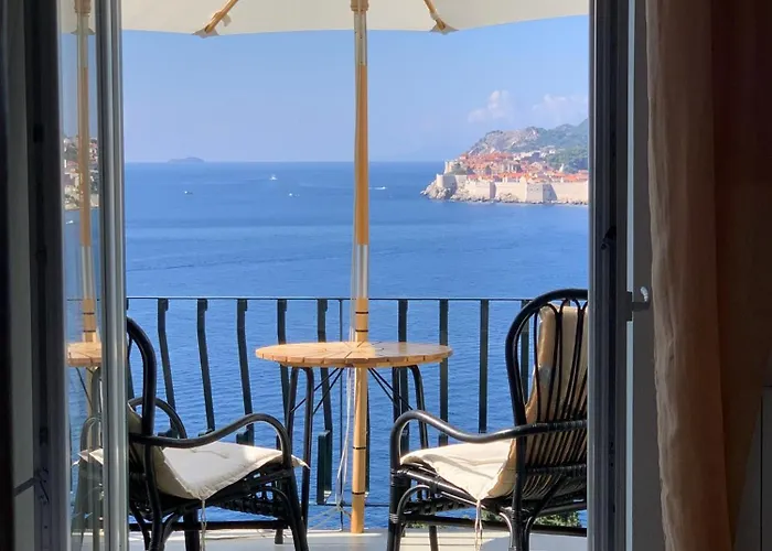 Beach House Sveti Jakov