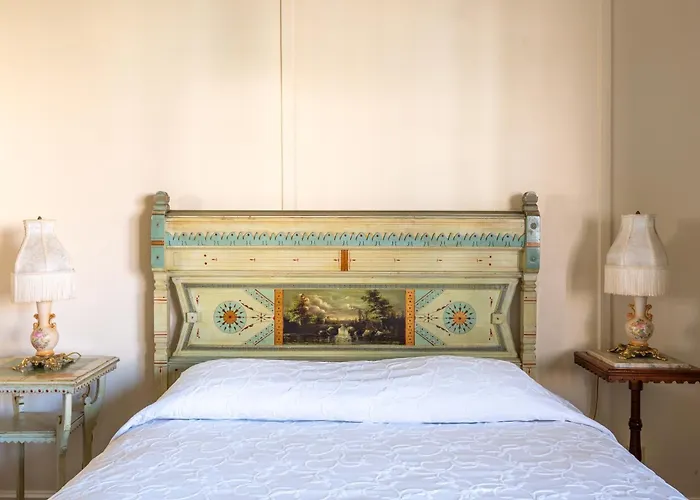 Martine Inn