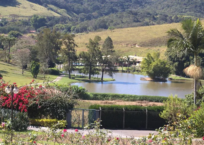 Hotel Fazenda Retiro Das Rosas