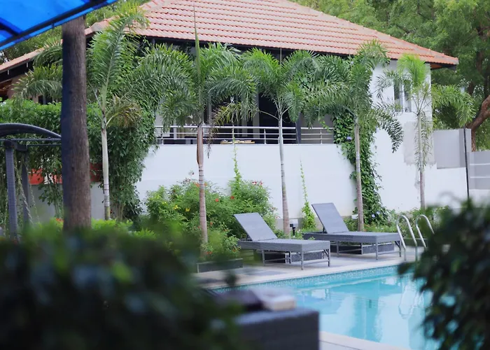 Button Eyes Resort - Pet Friendly