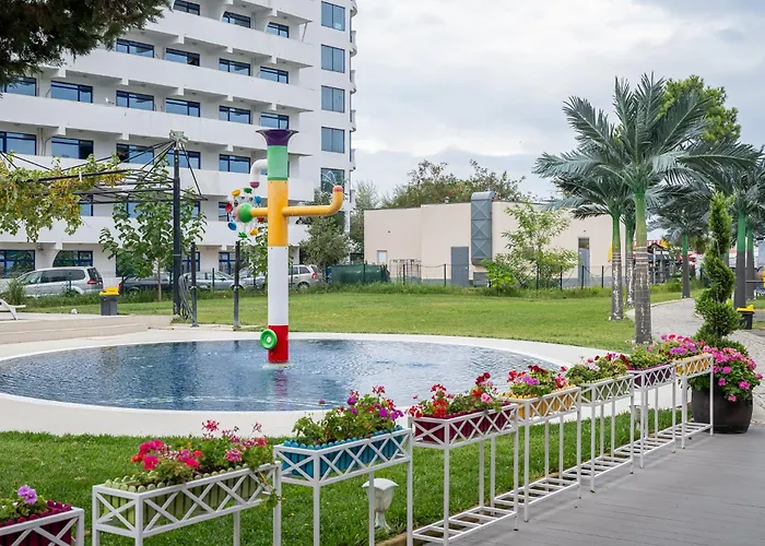 Kid friendly hotel Flamingo Beach