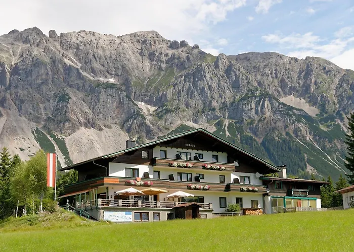 Kraftplatz Am Dachstein - Herold - Für Ruhesuchende Und Sportlich Aktive