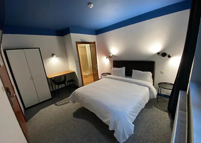 Hôtel bon marché: Hotel Windsor