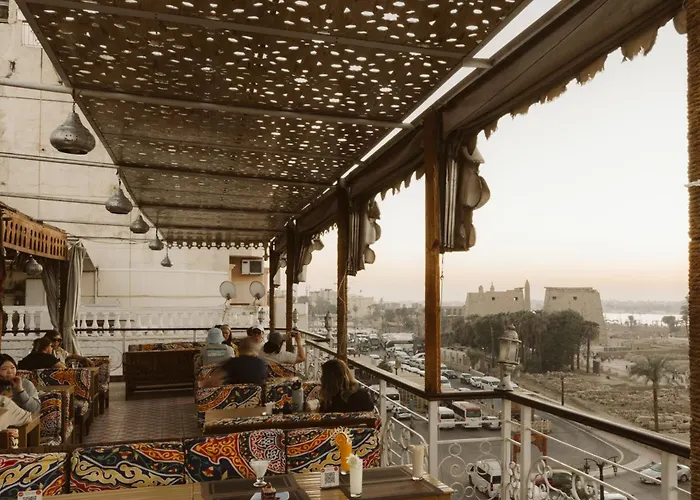 Cheap hotels Nefertiti Luxor