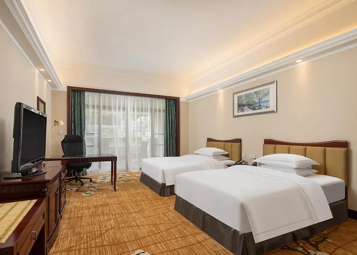 Guangzhou Phoenix City Hotel