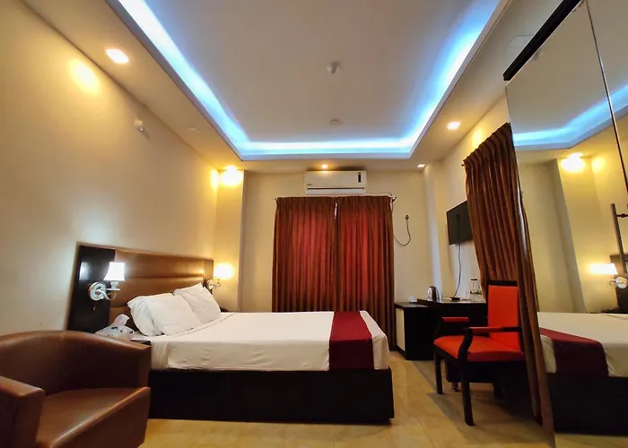 Hotel Gulshan Lake View