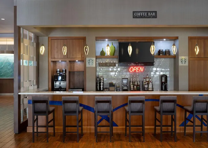 Springhill Suites By Marriott Orlando At Flamingo Crossings Town Center-Western Entrance