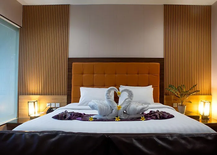 Lombok Plaza Hotel And Convention