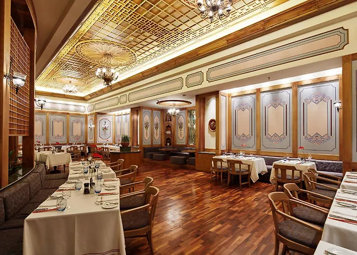 Kurhotel: Gloria Golf Resort