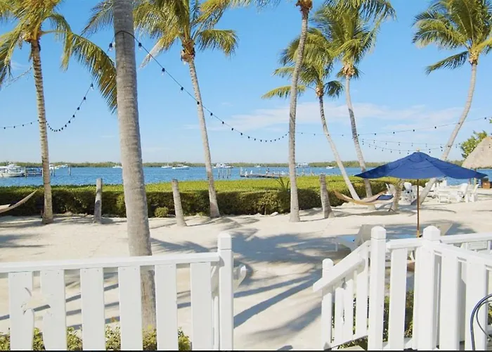 Coconut Palm Inn