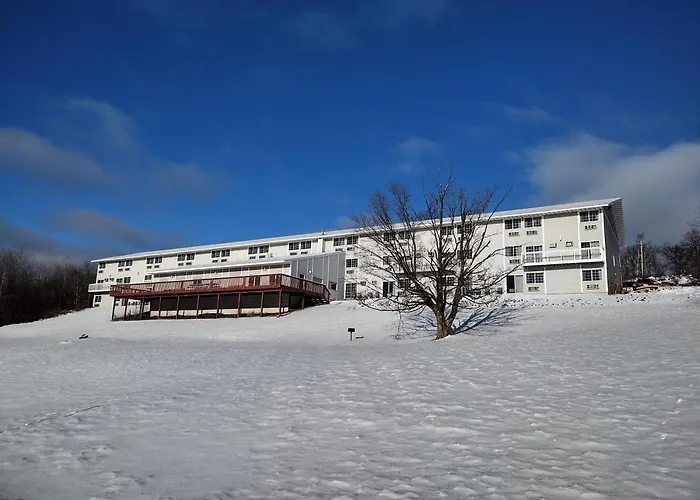Cheap hotel: Baymont By Wyndham Duluth Spirit Mountain