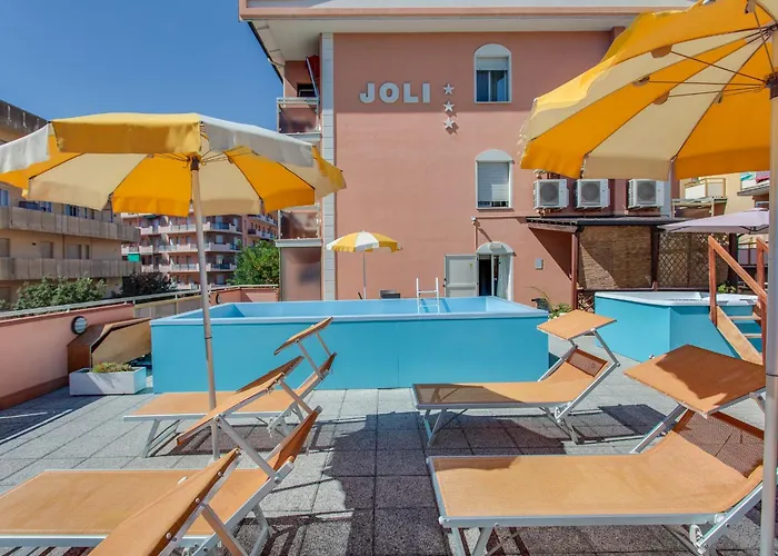Hotel Joli