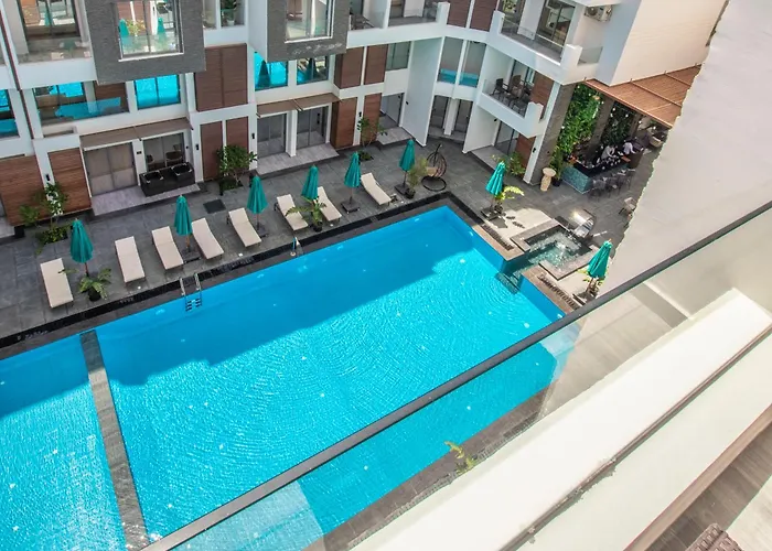 Albergo a parte: Imperial Resort, Eden