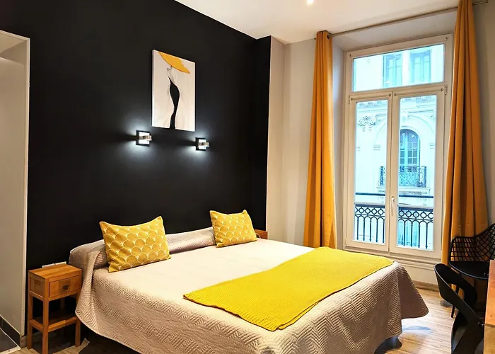 H33 Hotel