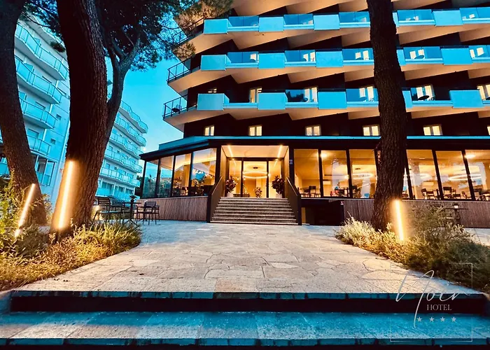 Noir - Free Brunch & Breakfast Until 13-00 - Vicinissimi A Mirabilandia