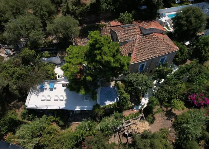 La Casa del Nespolo - Exclusive Country Suites - Seaview Pool&Self Check-in