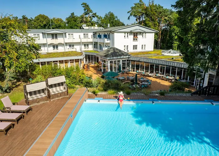 Ostseehotel Villen Im Park - Ein Rovell