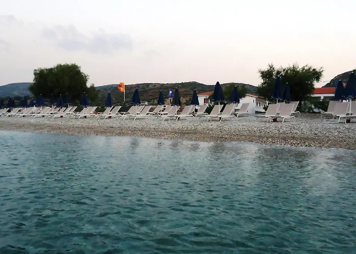 Sirenes Beach Resort