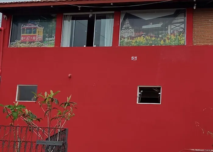  Parque Cerejeiras suíte frente-básica-diaria-semanal e mensal a passeio ou serviço