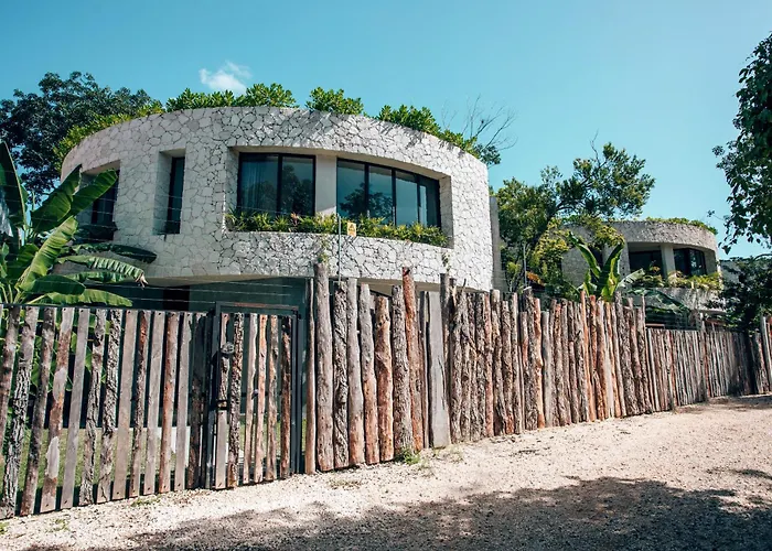 Round Luxury Jungle Villa Priv Pool-Concierge 4A