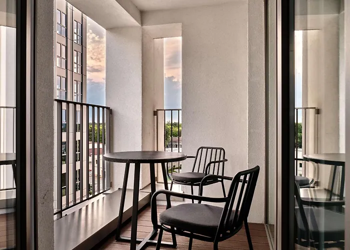 Radisson Red Hotel & Radisson Red Apartments, Krakow