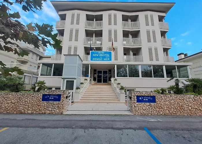 New Bristol Sport Hotel