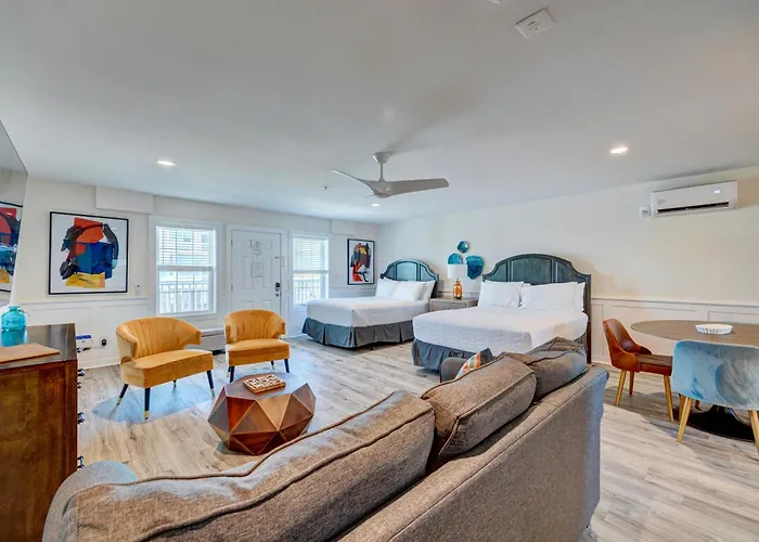 106 Queen Suite, 1St Floor Low Tide