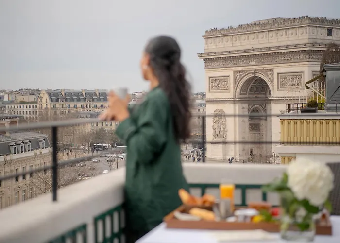 Hotel que aceita animais de estimação: Hôtel Napoleon Paris