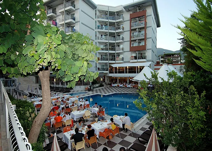 Grand Okan Hotel