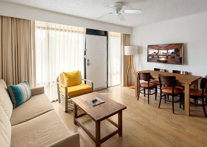 St Pete Shores Hotel