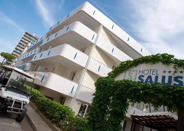 Central hotel: Hotel Salus
