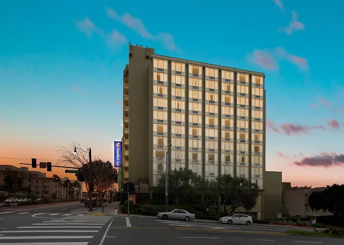 Comfort Inn By The Bay