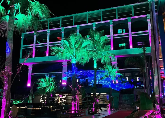 Club Robin Hood Hotel