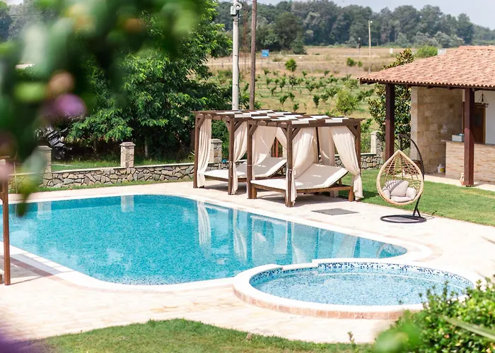 Apartments Ada Bojana