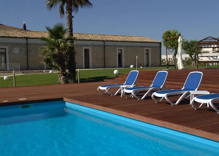 New Villa Carlotta