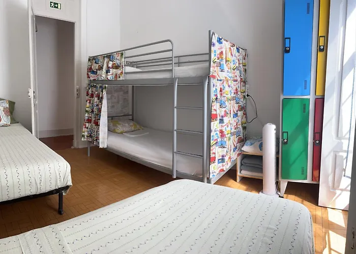 Peniche Hostel